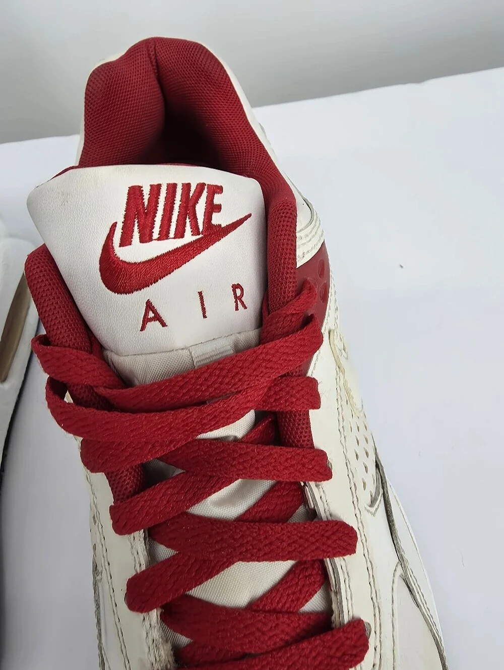 Nike Air Max Correlate Valentine White Gym Red 525381-116 Heart Womens 11 Rare